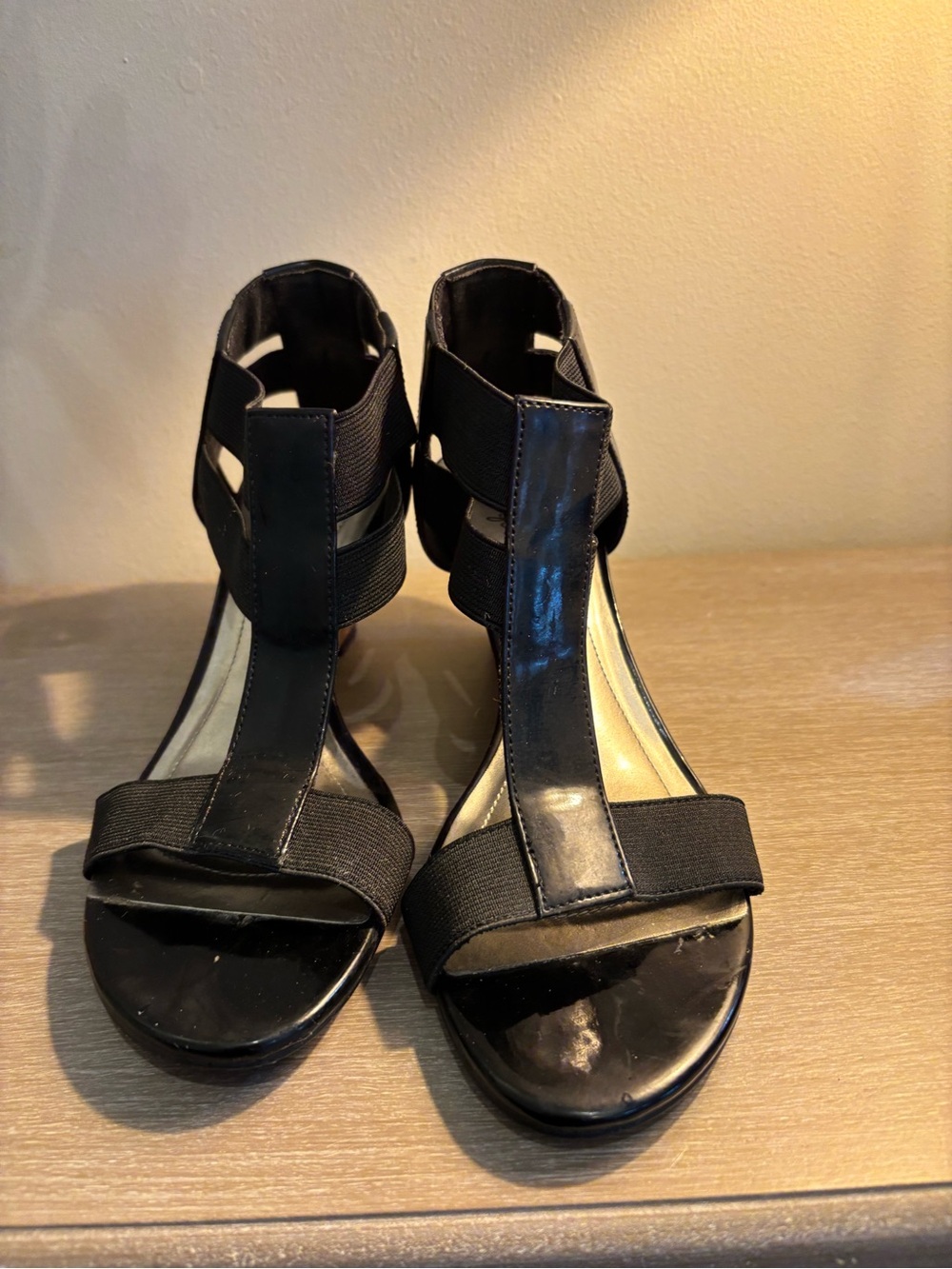 Black Women's T-Strap Elastic Sandal Wedges